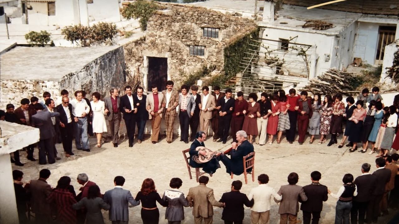 ONLINE Επιμορφωτικου προγράμματος για τον Κρητικό χορό