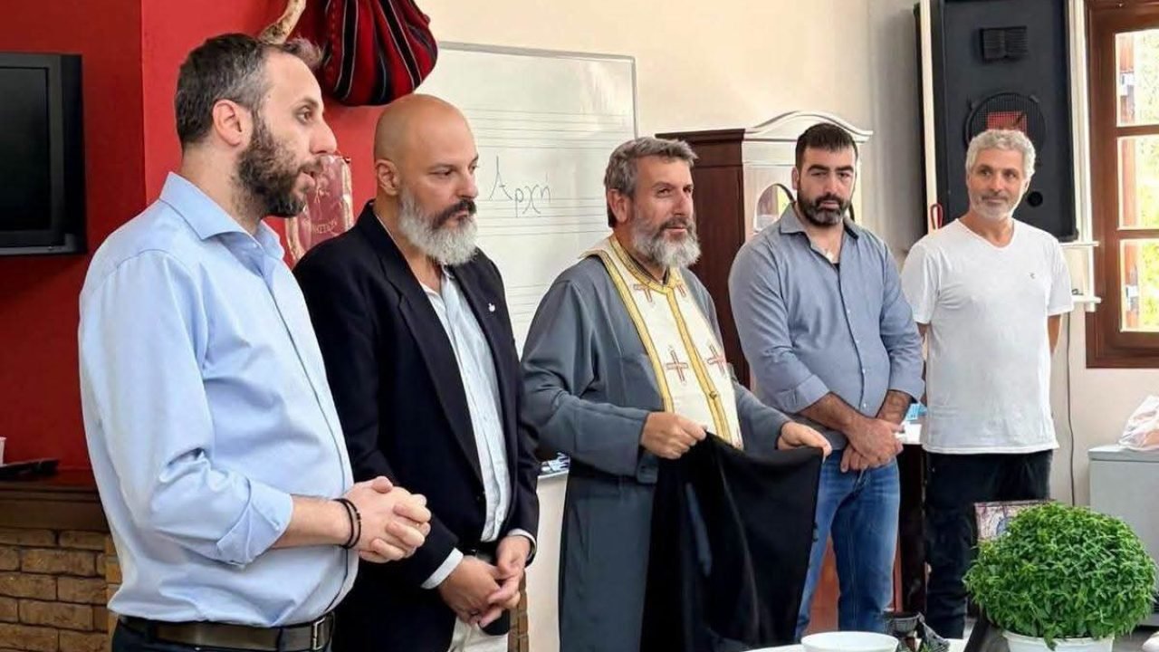 Αγιασμός στην Ένωση Κρητών Βριλησσίων