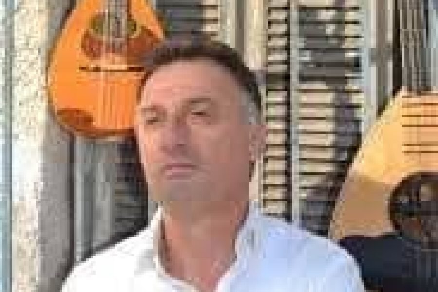 Έναρξη μαθημάτων Λύρας και λαούτουστο Σύλλογο Κρητών Αχαρνών