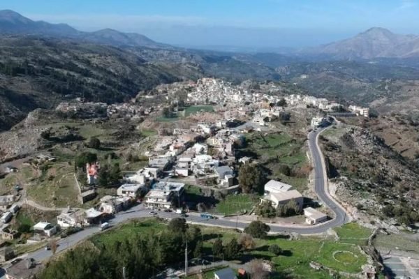 Σημαντική εξέλιξη για τα Ανώγεια: Έργο-μαμούθ 2,5 εκατ. ευρώ για την αναβάθμιση 22 χιλιομέτρων αγροτικών και κτηνοτροφικών δρόμων