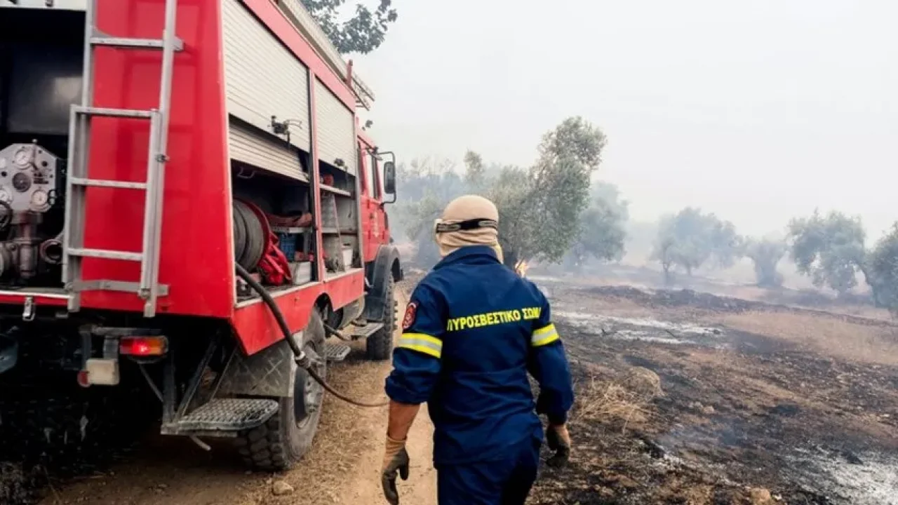 Έπαιζαν… με τη φωτιά ενώ η Κρήτη ήταν σε «κόκκινο συναγερμό»: Τρεις συλλήψεις στα Χανιά Τους επιβλήθηκαν και πρόστιμα ύψους 10.400 ευρώ