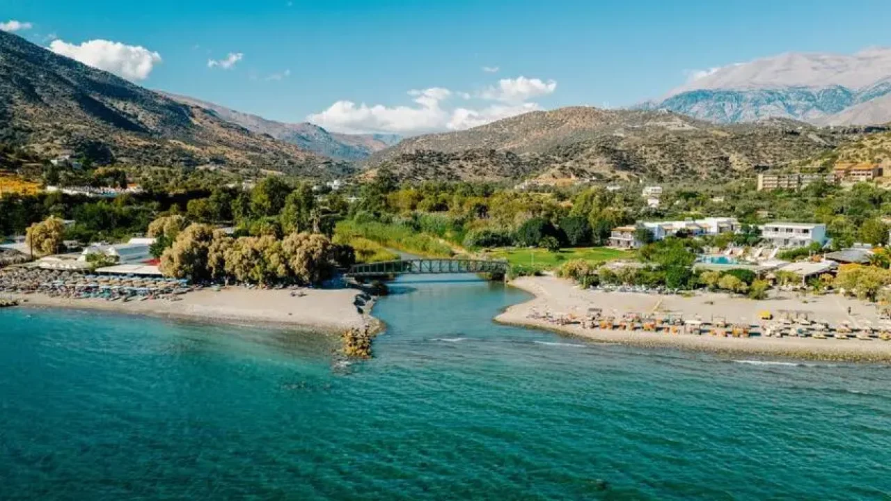 Ρέθυμνο: Μήνυμα αισιοδοξίας από τον τουρισμό μετά τις πυρκαγιές στο νότο